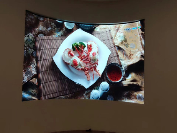 中阳室内P2.5弧形LED屏